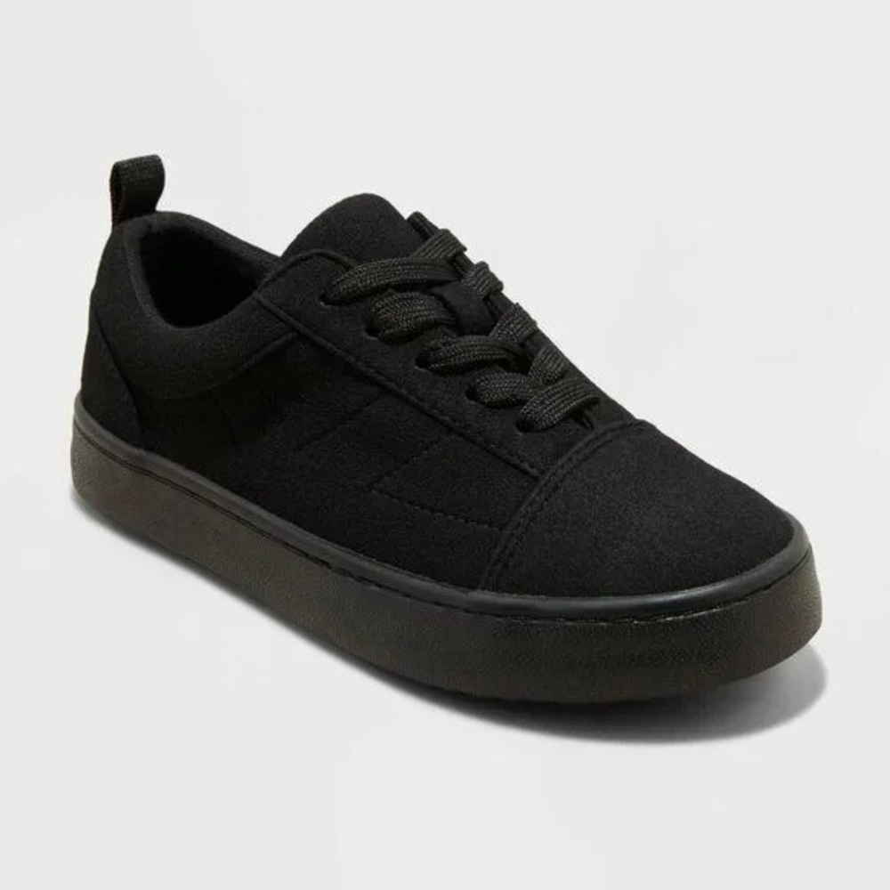 NWT Art Class Kids Black Garrett Sneakers Everyday Kids Shoes Size 1